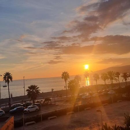 Apartamento 5 Home Suites Almería Kültér fotó