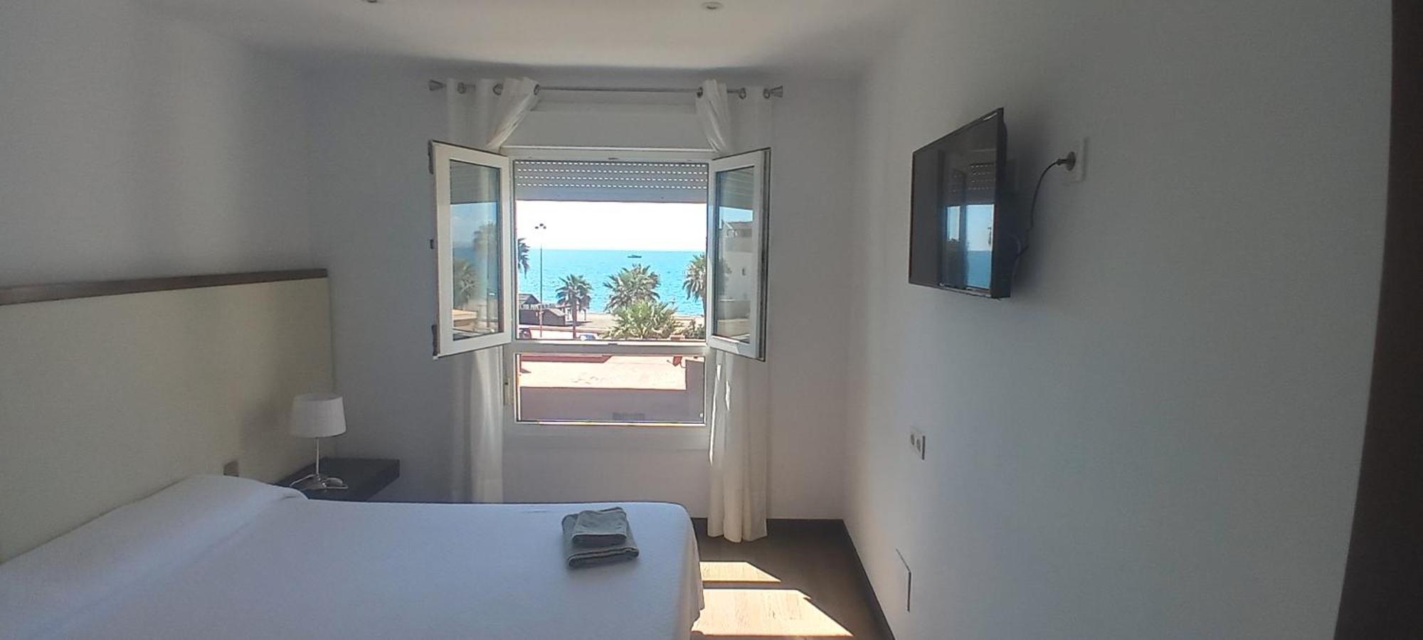 Apartamento 5 Home Suites Almería Szoba fotó